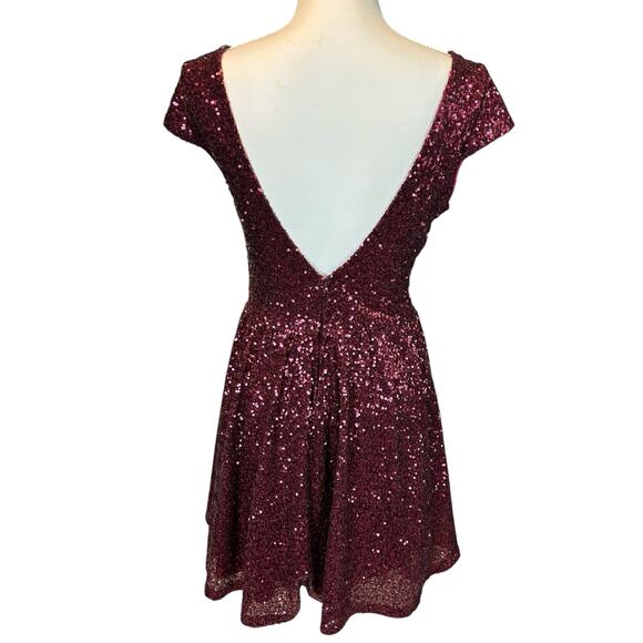 Speechless Sequined Skater Dress Sze 7 Burgundy Red Open Back Formal Event Flare - Picture 3 of 14
